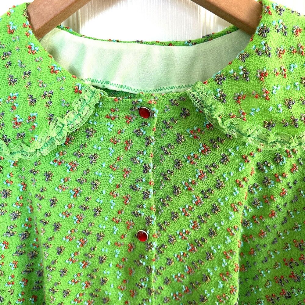 Vintage Green Floral Lounge Dress 1960s Cottagecore Robe Lace Collar Pockets - Picture 2 of 9